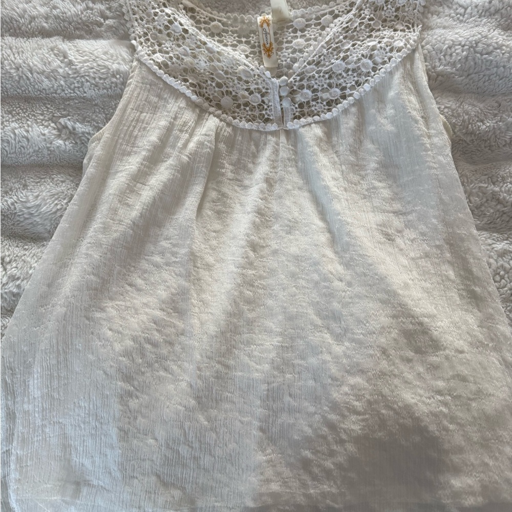 Adiva White Lace Detail Top